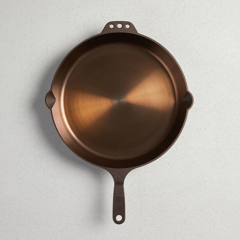 No. 14 Traditional Style Cast Iron Skillet