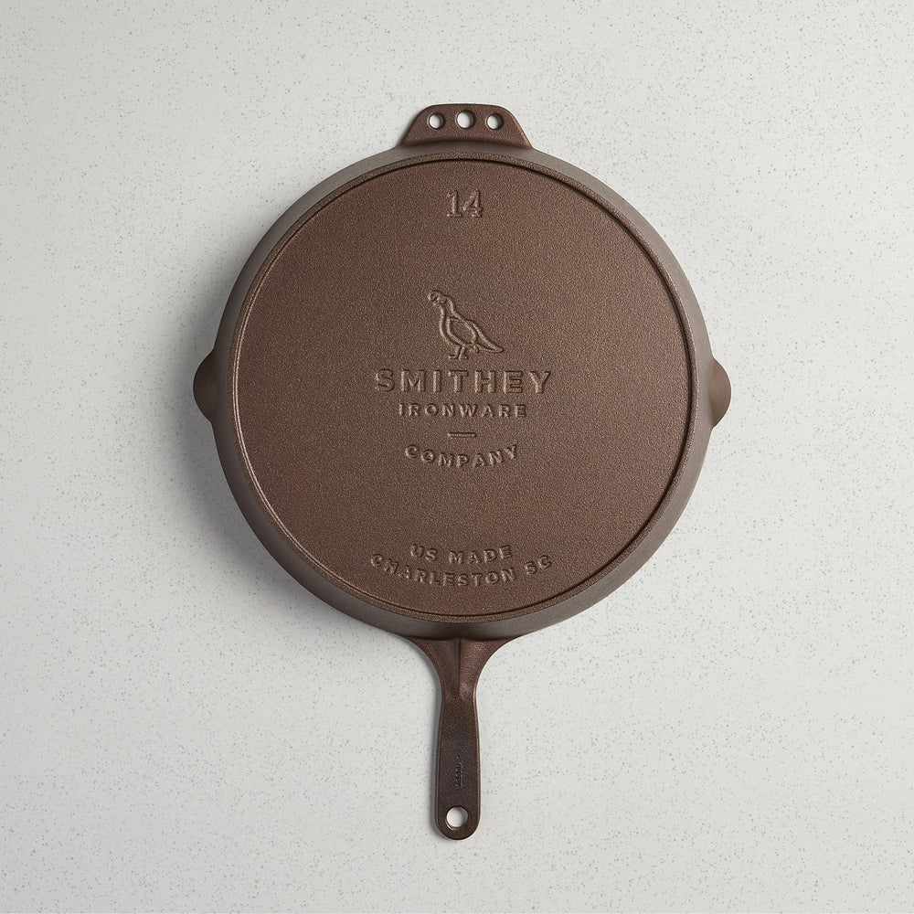 No. 14 Traditional Style Cast Iron Skillet