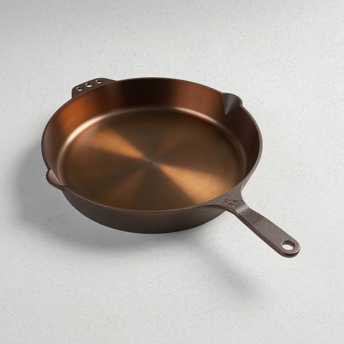 No. 14 Traditional Style Cast Iron Skillet